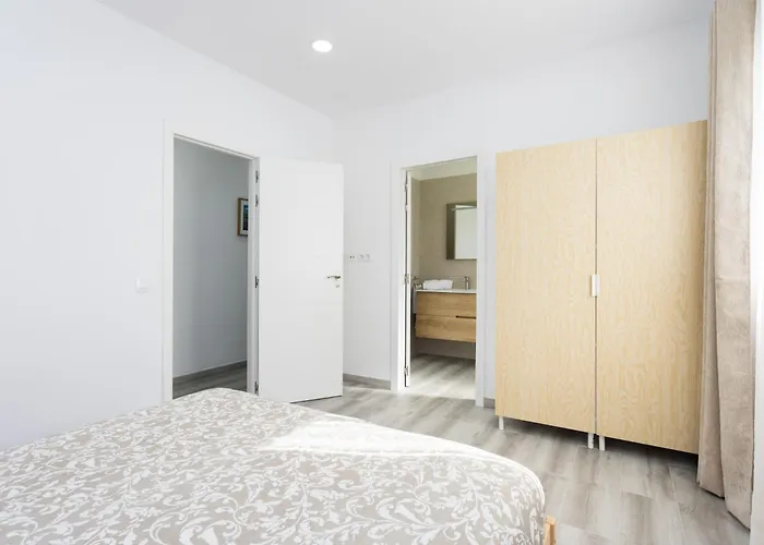 Casa Dona Juana - De 4 Con Jacuzzi Y Gran Zona Exterior * Charco del Pino